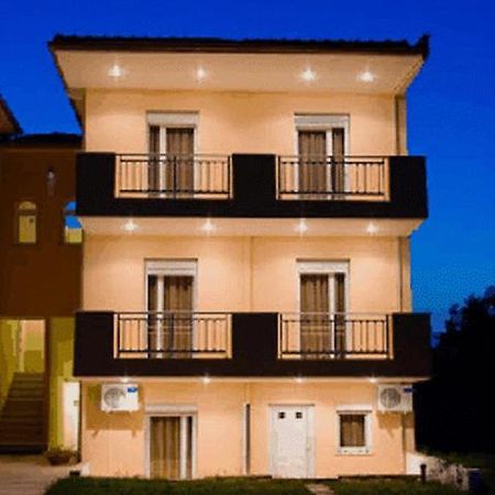 Decauville Hotel Gerakini Extérieur photo